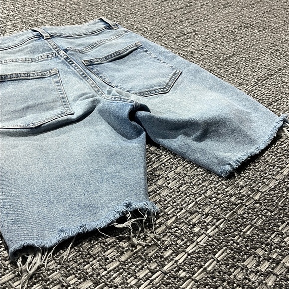 Divided H&M | High Rise Bermuda Jean Shorts - Picture 8 of 8